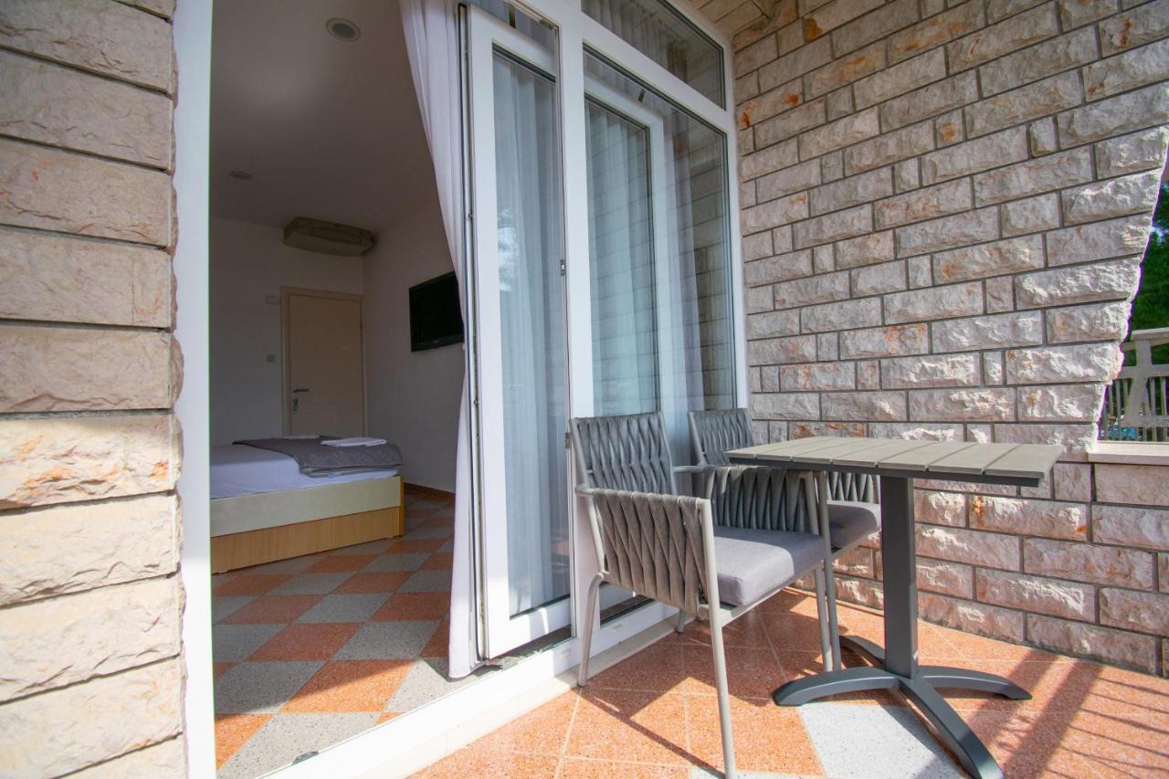 באסקה וודה Villa Kameni Dvori מראה חיצוני תמונה