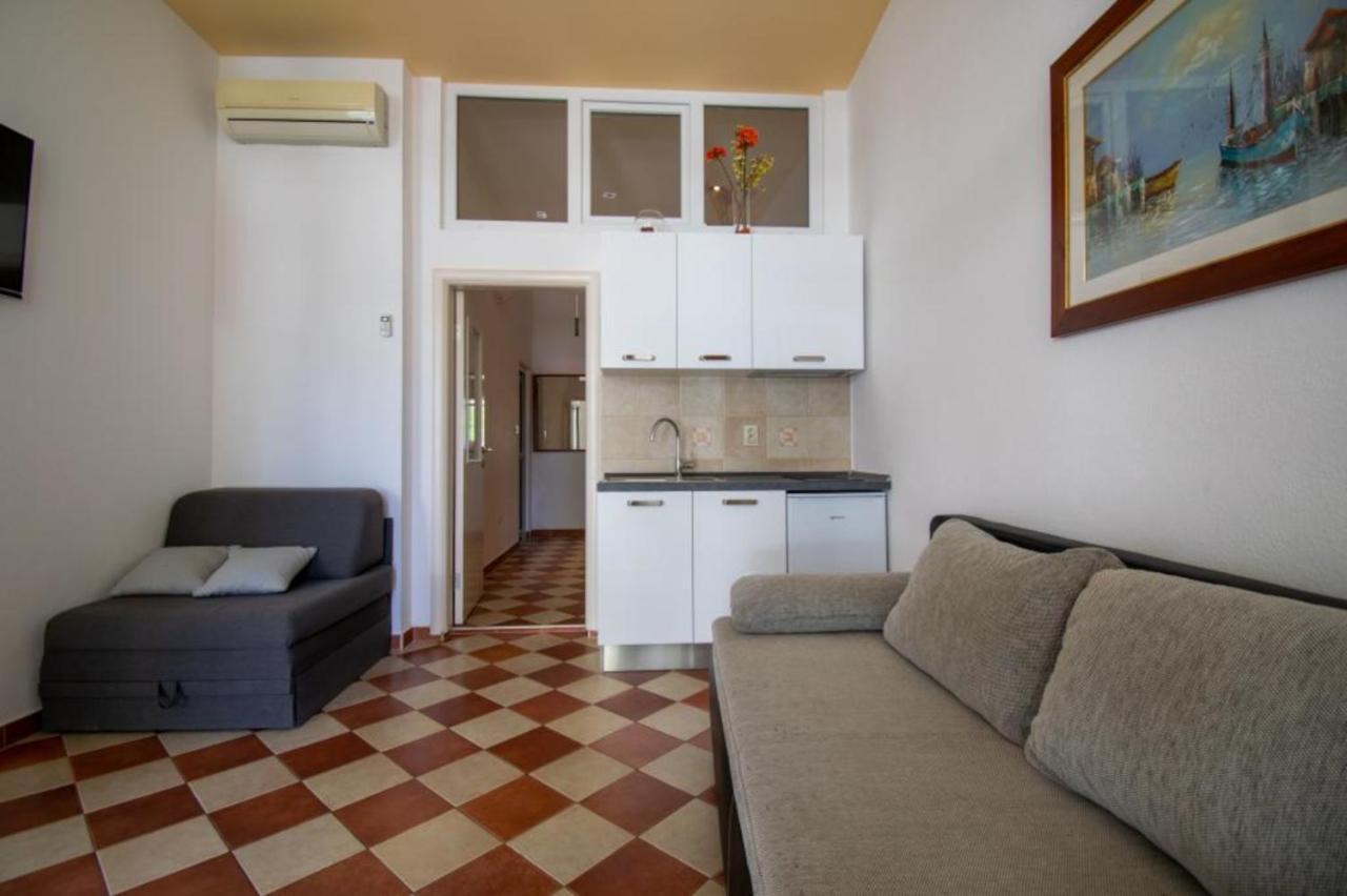 באסקה וודה Villa Kameni Dvori מראה חיצוני תמונה
