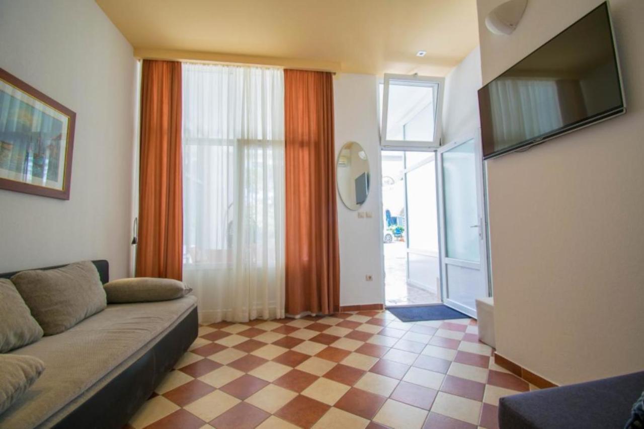 באסקה וודה Villa Kameni Dvori מראה חיצוני תמונה